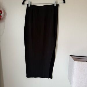 SHEIN Black Ribbed Midi Pencil Skirt with slit